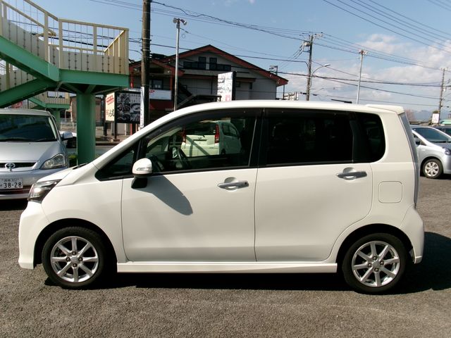 DAIHATSU MOVE CUSTOM 2013 Image 31