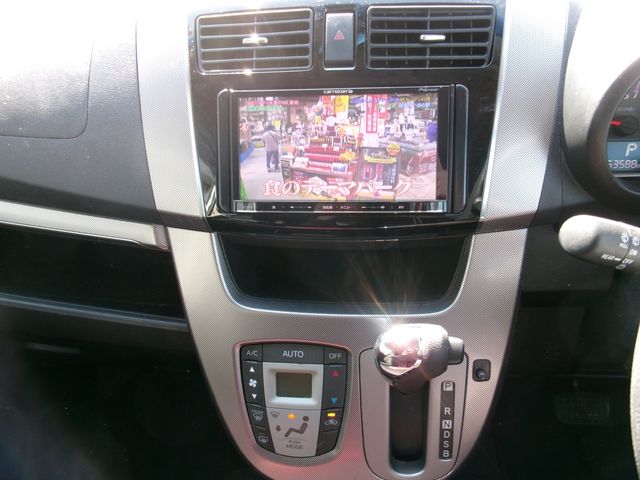 DAIHATSU MOVE CUSTOM 2013 Image 31