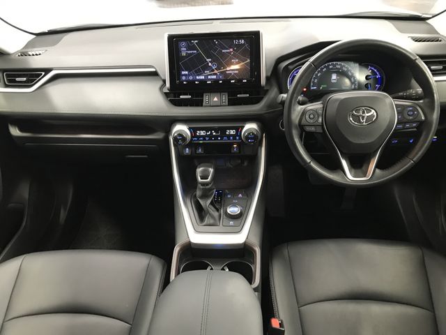 TOYOTA RAV4 HYBRID 4WD 2020 Image 31