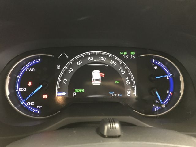 TOYOTA RAV4 HYBRID 4WD 2020 Image 31