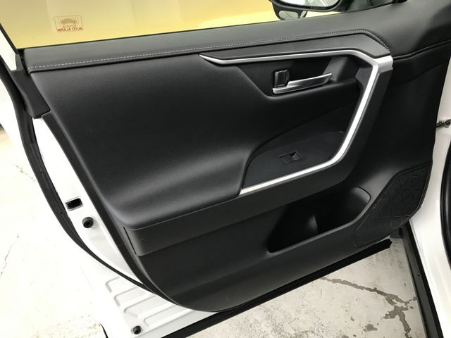 TOYOTA RAV4 HYBRID 4WD 2020 Image 31