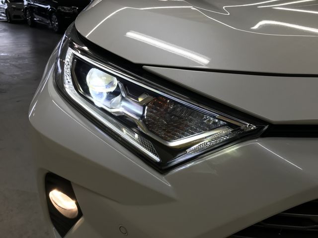 TOYOTA RAV4 HYBRID 4WD 2020 Image 31