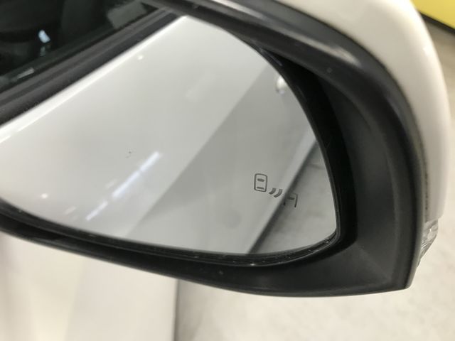 TOYOTA RAV4 HYBRID 4WD 2020 Image 31