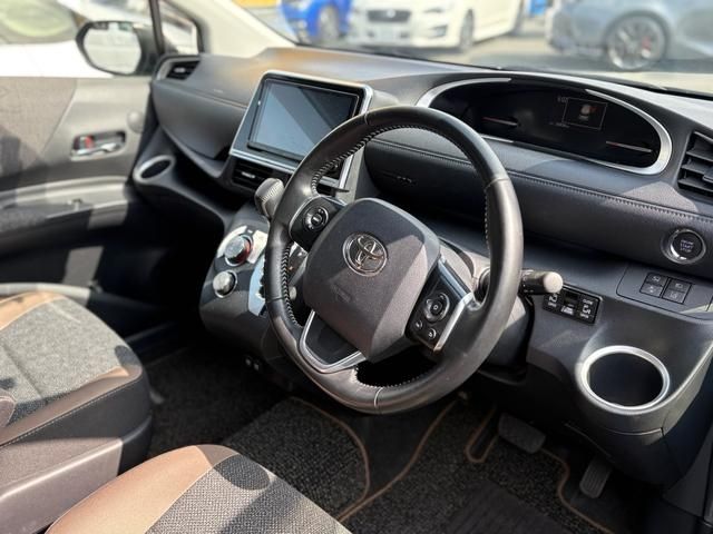TOYOTA SIENTA 2021 Image 31