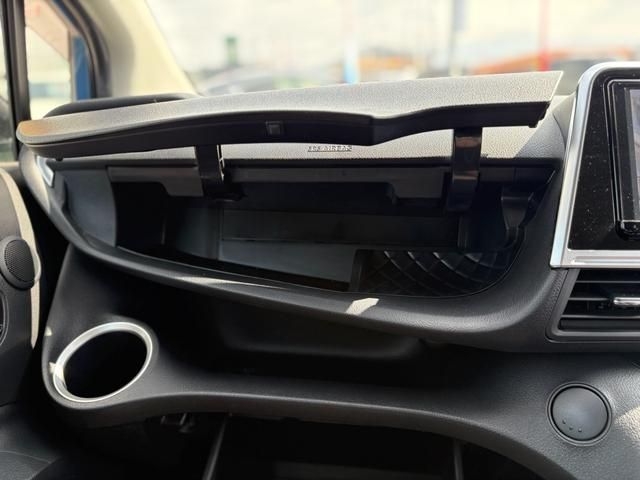 TOYOTA SIENTA 2021 Image 31