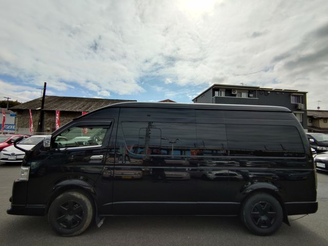 TOYOTA HIACE VAN 4WD 2020 Image 31