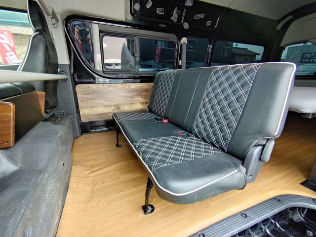 TOYOTA HIACE VAN 4WD 2020 Image 31
