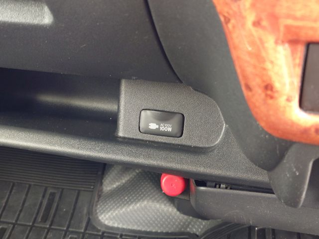 TOYOTA HIACE VAN 4WD 2020 Image 31