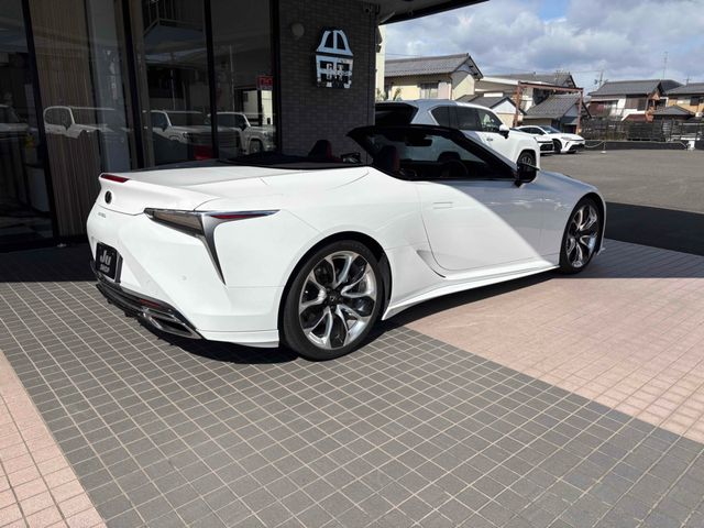 TOYOTA LEXUS LC500 CONVERTI 2021 Image 31