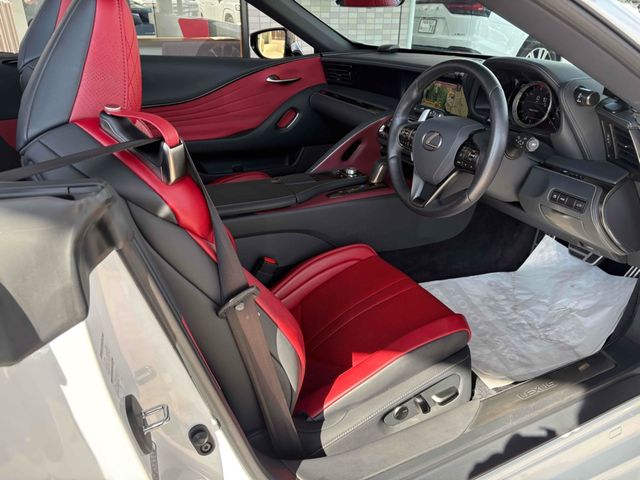 TOYOTA LEXUS LC500 CONVERTI 2021 Image 31