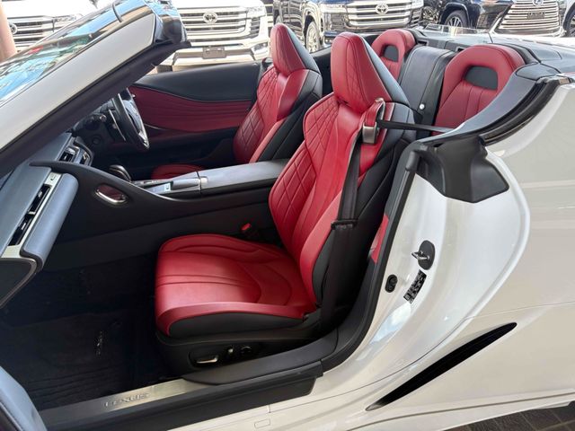 TOYOTA LEXUS LC500 CONVERTI 2021 Image 31