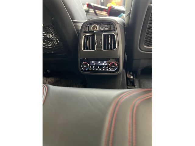 MASERATI LEVANTE 2022 Image 31