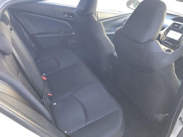 TOYOTA PRIUS 2017 Image 31