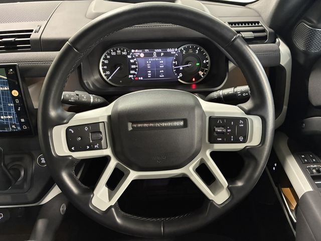 ROVER DEFENDER 2023 Image 31