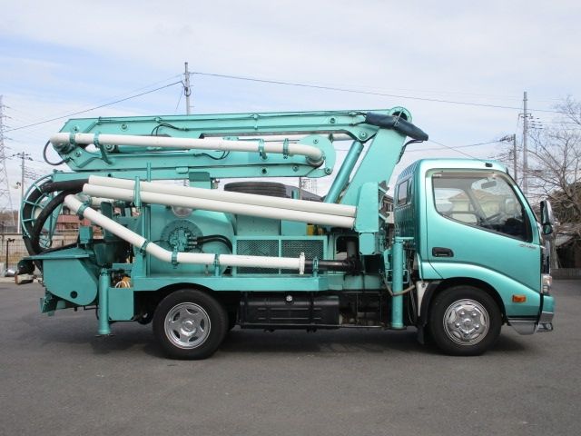 HINO DUTRO 2017 Image 31