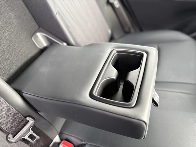 TOYOTA HARRIER 2WD 2021 Image 31