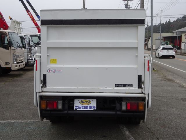 ISUZU ELF 2015 Image 31