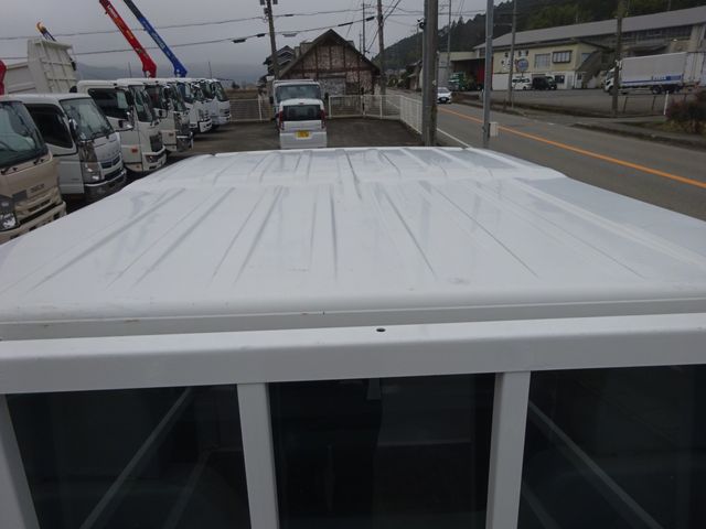 ISUZU ELF 2015 Image 31