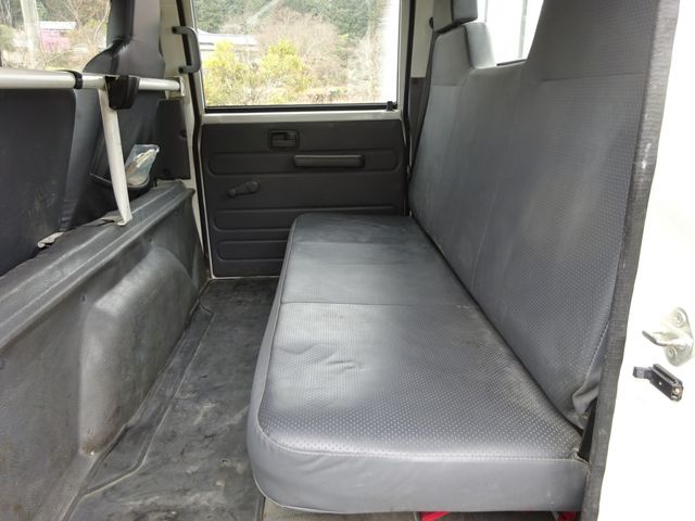 ISUZU ELF 2015 Image 31