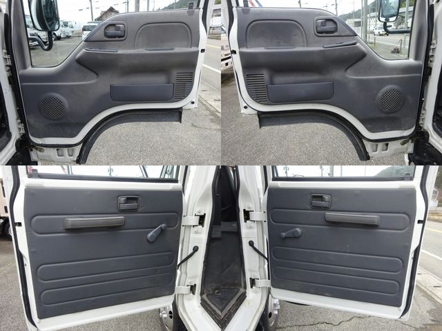 ISUZU ELF 2015 Image 31