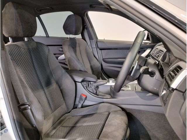 BMW 3SERIES SEDAN 2017 Image 31