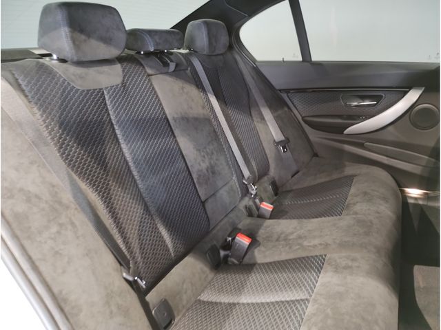 BMW 3SERIES SEDAN 2017 Image 31