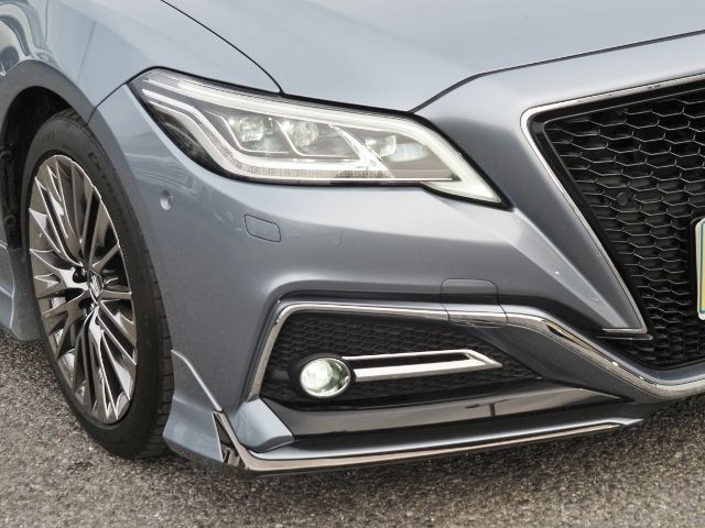 TOYOTA CROWN SEDAN HYBRID 2018 Image 31