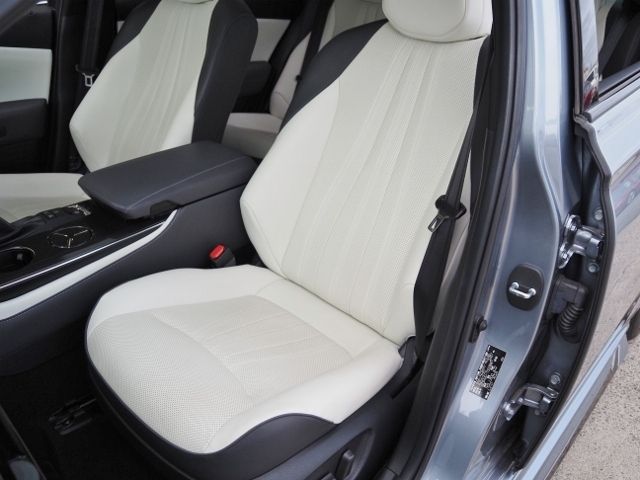 TOYOTA CROWN SEDAN HYBRID 2018 Image 31