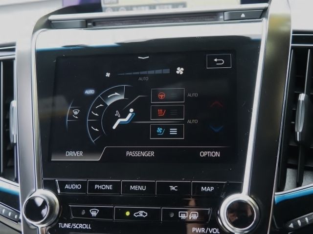 TOYOTA CROWN SEDAN HYBRID 2018 Image 31