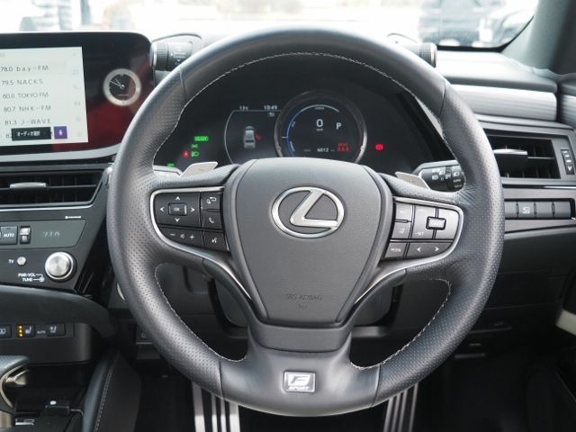 TOYOTA LEXUS ES300H 2025 Image 31