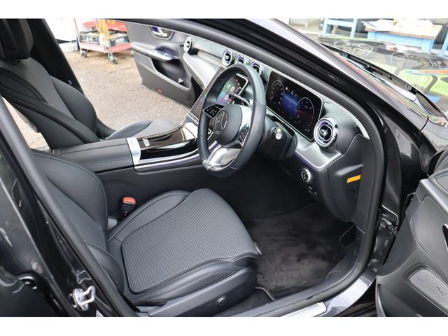 MERCEDES BENZ C CLAS 2022 Image 31