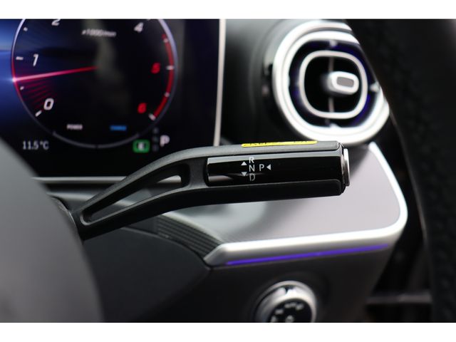 MERCEDES BENZ C CLAS 2022 Image 31