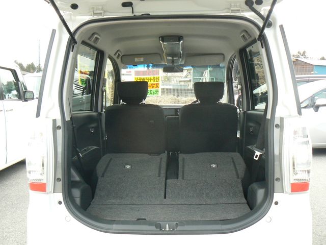 DAIHATSU TANTO EXE CUSTOM 2013 Image 31