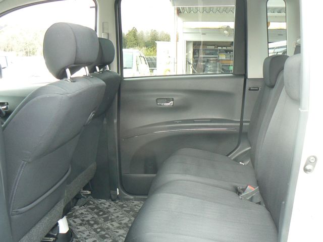 DAIHATSU TANTO EXE CUSTOM 2013 Image 31