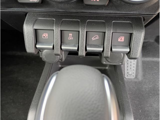 SUZUKI JIMNY NOMADE 2026 Image 31