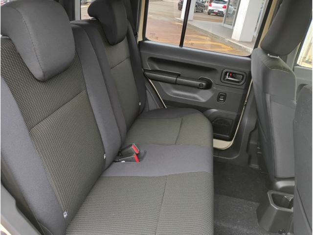 SUZUKI JIMNY NOMADE 2026 Image 31