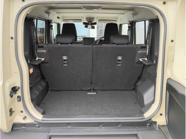 SUZUKI JIMNY NOMADE 2026 Image 31