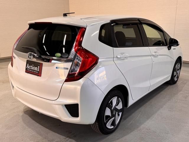 HONDA FIT HYBRID 2015 Image 31