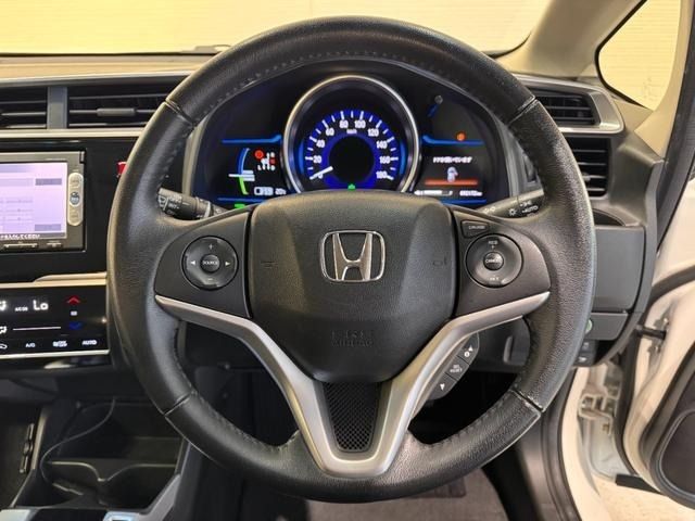 HONDA FIT HYBRID 2015 Image 31