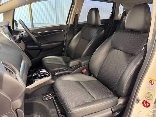 HONDA FIT HYBRID 2015 Image 31