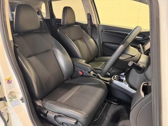 HONDA FIT HYBRID 2015 Image 31