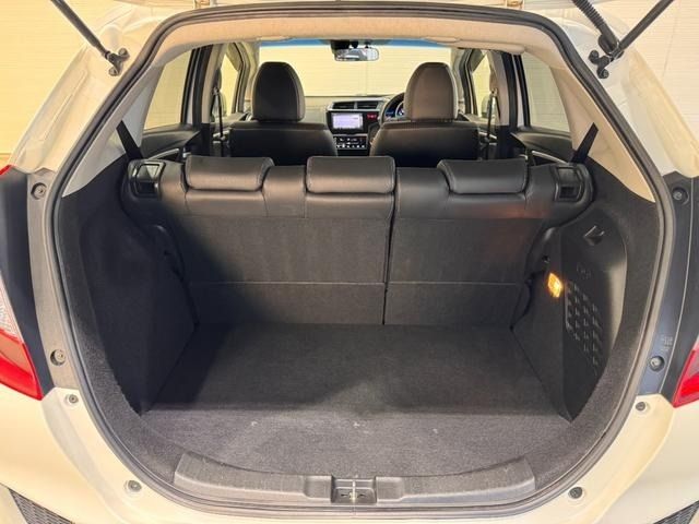 HONDA FIT HYBRID 2015 Image 31