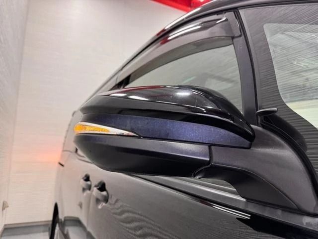 TOYOTA VOXY HYBRID 2016 Image 31