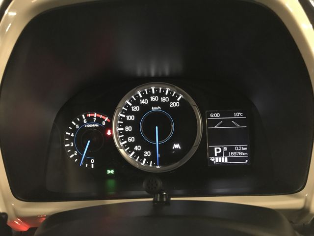 SUZUKI XBEE 4WD 2023 Image 31