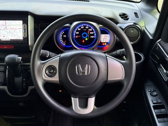 HONDA N BOX CUSTOM 2015 Image 31