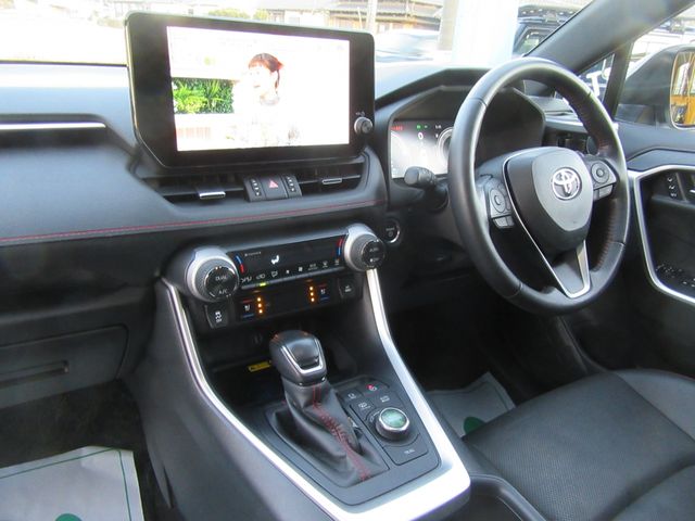 TOYOTA RAV4 PHV 2023 Image 31
