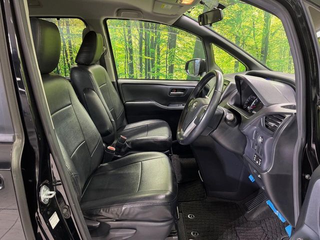 TOYOTA NOAH 2014 Image 31