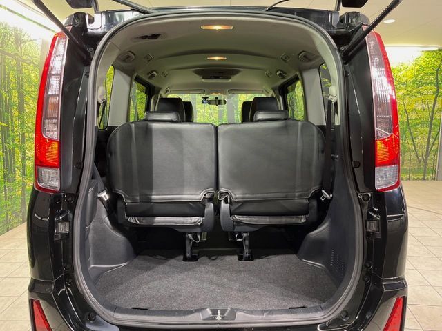 TOYOTA NOAH 2014 Image 31