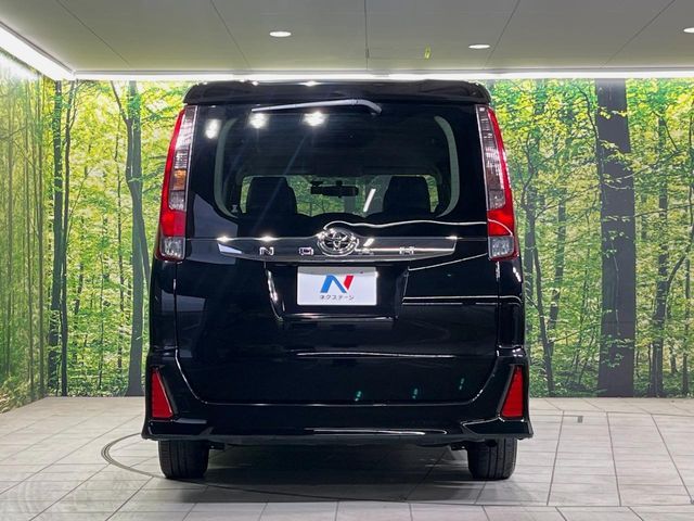 TOYOTA NOAH 2014 Image 31