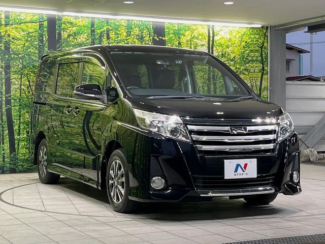 TOYOTA NOAH 2014 Image 31